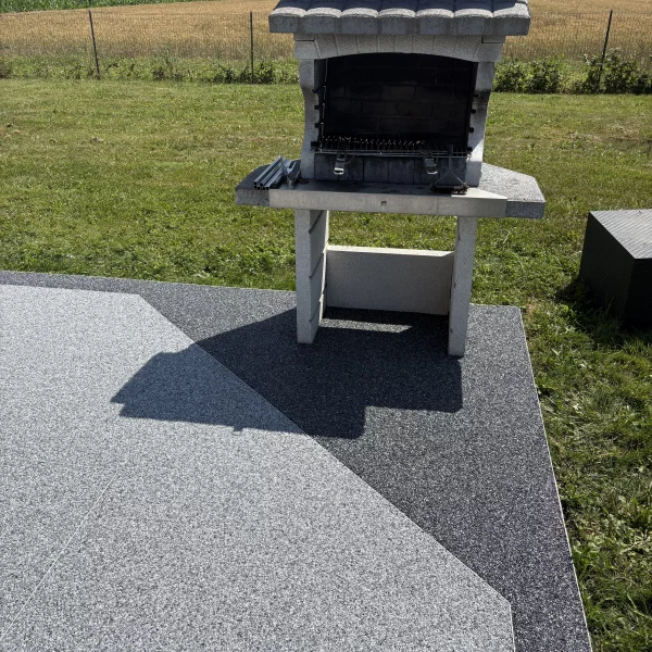 Moquette de pierre terrasse Pyrénées-Atlantiques