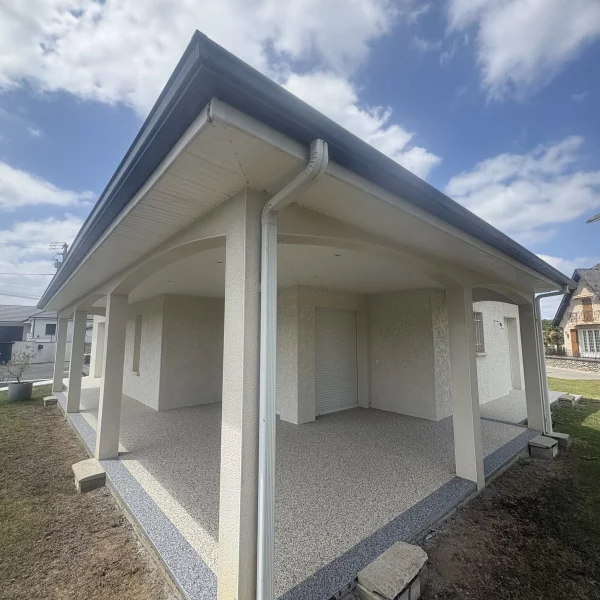 Terrasse en résine drainante à Gomer 64